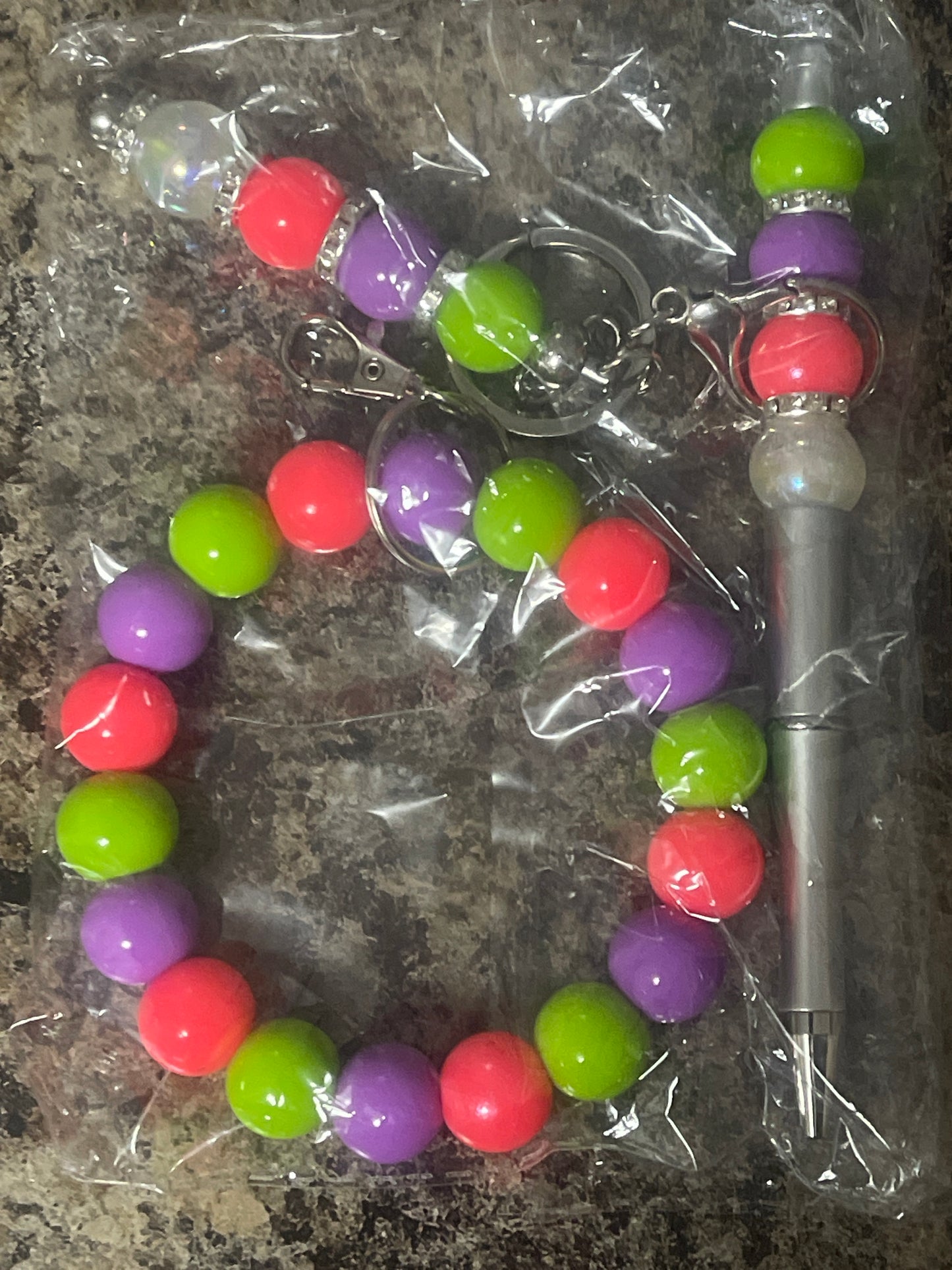 Pen / Keychain / Wristlets Set